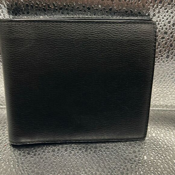 Salvatore Ferragamo Bifold Cardholder Wallet Solid Black Minimalist Classic - Picture 1 of 11